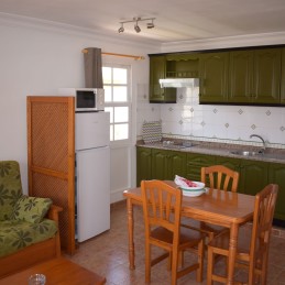 SALON_ROQUE
