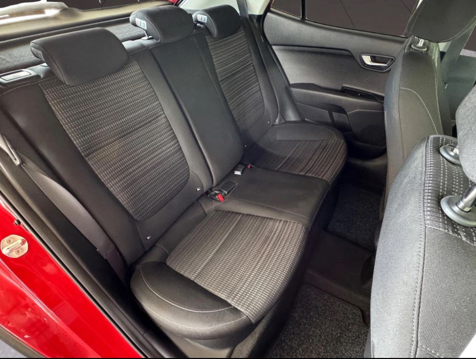 kia-stonic-interior-4